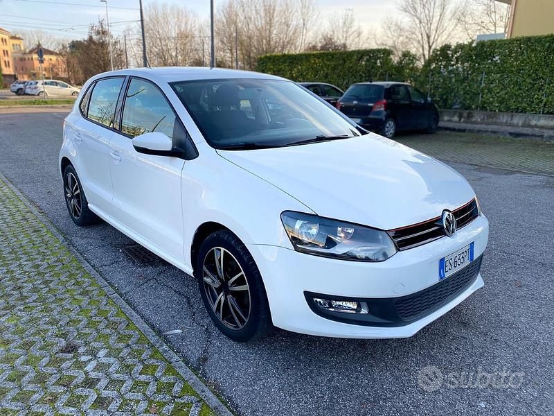 Usata VW Polo Comfortline 70 CV (51 kW) 2013 Bianco Berlina