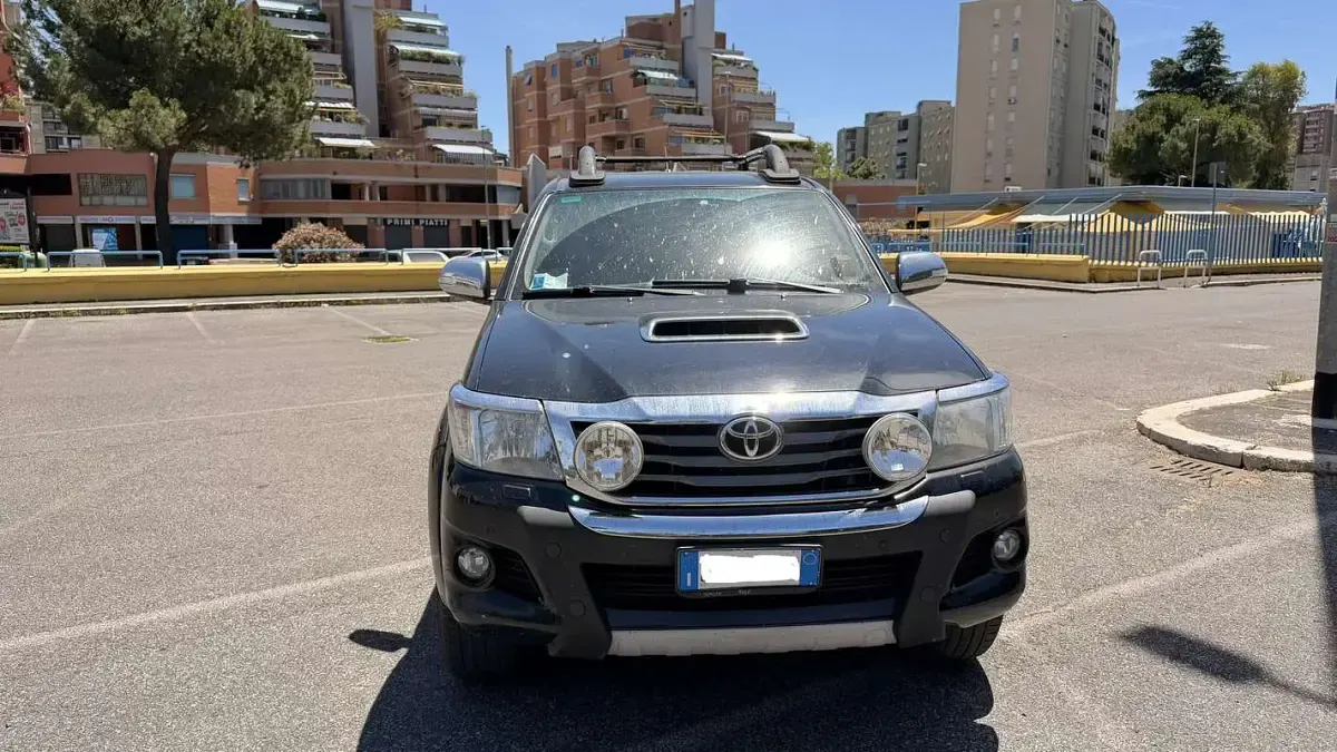 Usata Toyota HiLux 171 CV (125 kW) 2014 Pick-up