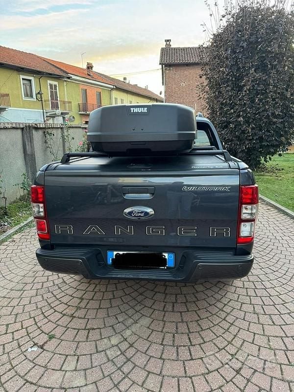 Usata Ford Ranger Wildtrack 213 CV (156 kW) 2023 Grigio Pick-up