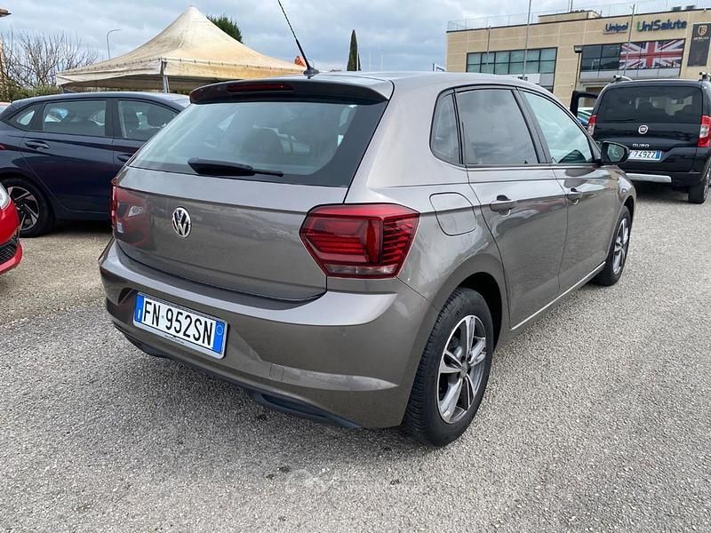 Occasion VW Polo Comfortline 65 ch (47 kW) 2018 Marron Citadine