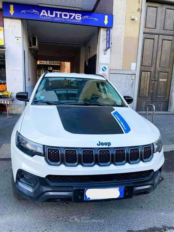 Bianco Usata 2022 Jeep Compass Trailhawk SUV | 19.900 € (Buon prezzo) - Immagine 1/4