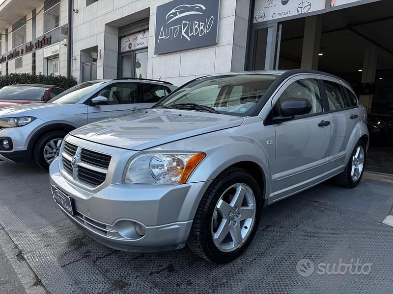 Usata Dodge Caliber SXT 140 CV (102 kW) 2007 Grigio Utilitaria