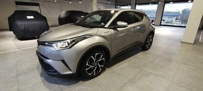 Grigio Usata 2019 Toyota C-HR Style SUV | 17.950 € (Buon prezzo) - Immagine 1/2