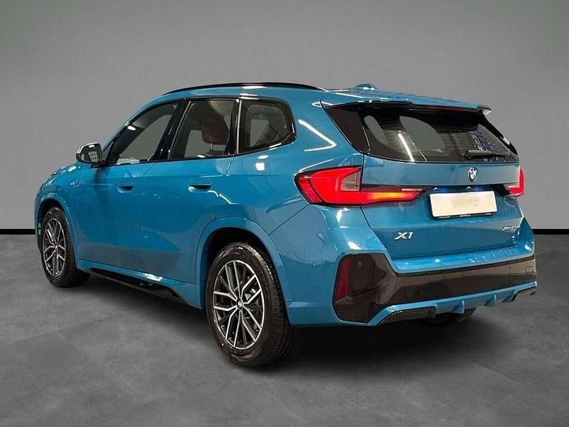 Usata BMW X1 211 CV (155 kW) 2025 Blue bay lagoon SUV