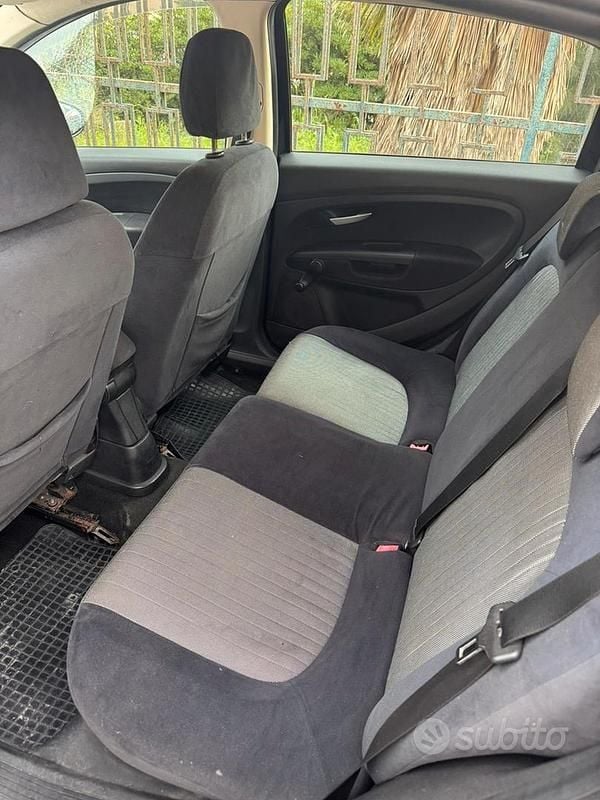 Usata Fiat Grande Punto 90 CV (66 kW) 2008 Nero Utilitaria