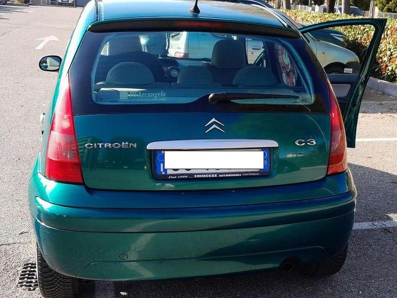 Usata Citroën C3 Elegance 68 CV (50 kW) 2004 Verde Berlina