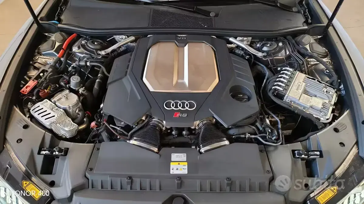 Usata Audi RS6 Performance 605 CV (444 kW) 2024 Grigio Station wagon