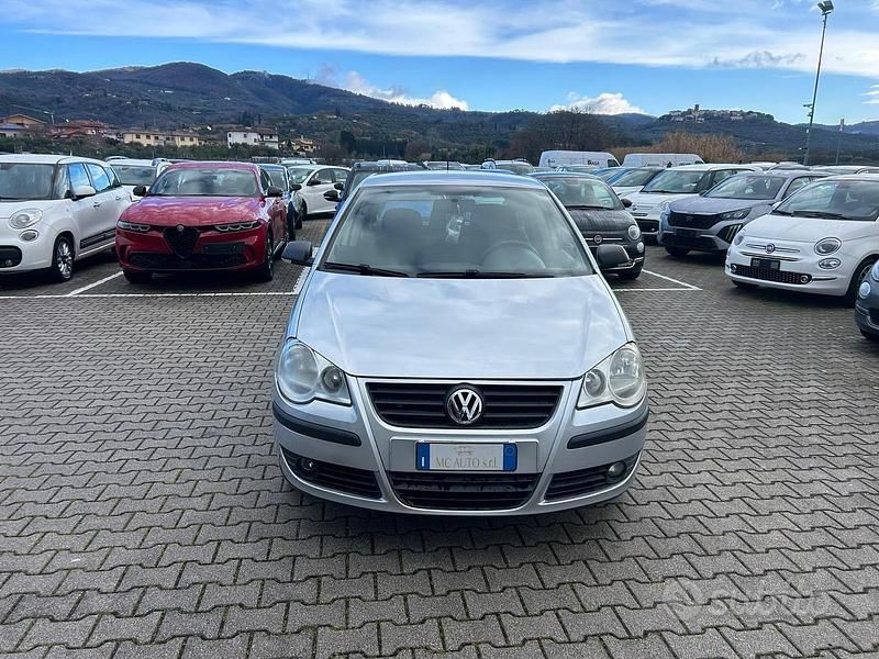 Usata VW Polo 69 CV (50 kW) 2009 Grigio Utilitaria