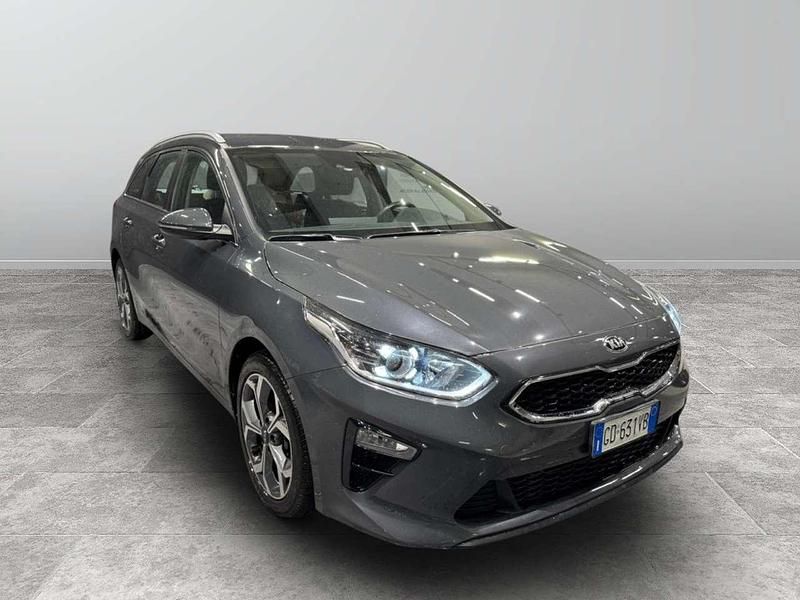 Usata Kia Ceed Sportswagon Style 159 CV (116 kW) 2021 Grigio scuro Station wagon