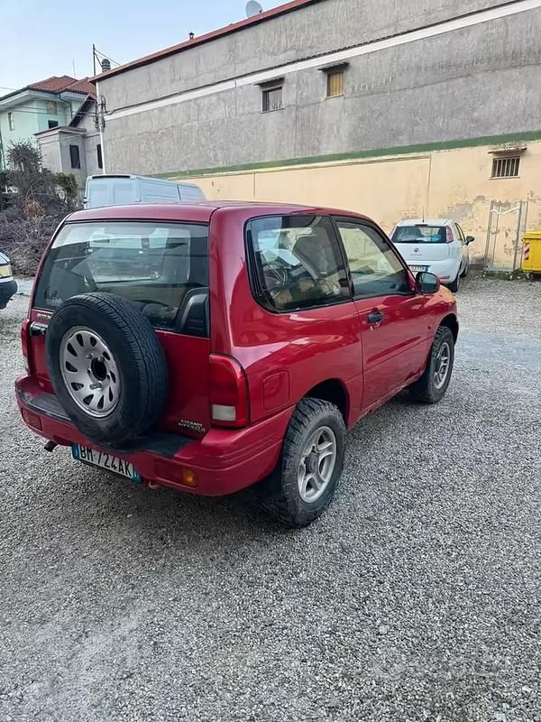 Usata Suzuki Grand Vitara 173 CV (127 kW) 2001 Rosso Station wagon