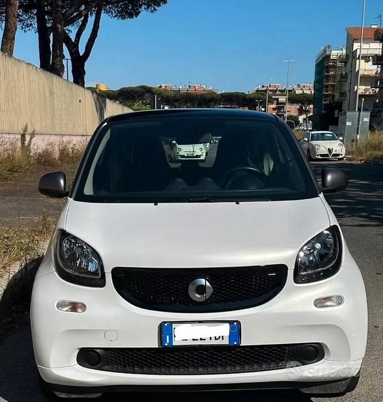Usata Smart ForTwo Coupé 71 CV (52 kW) 2016 Grigio Coupé