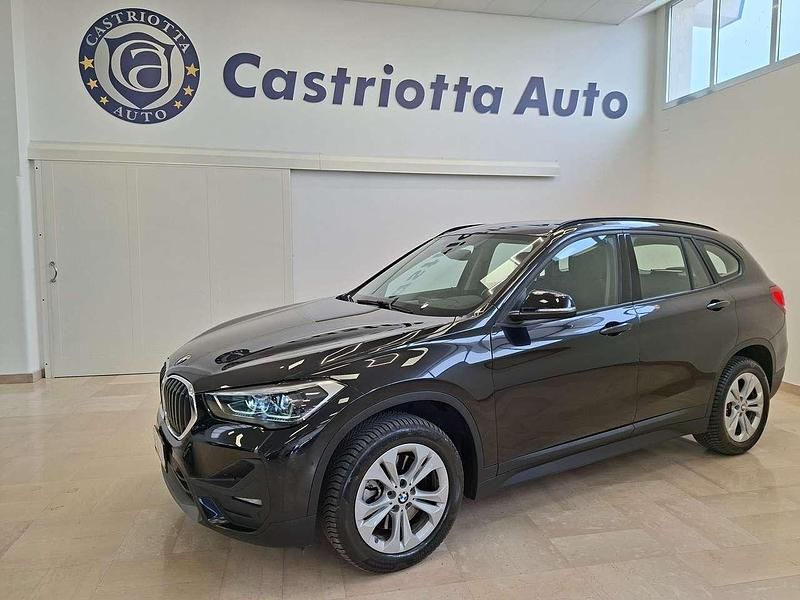Nero Usata 2020 BMW X1 Advantage SUV | 21.900 € (Buon prezzo) - Immagine 1/4