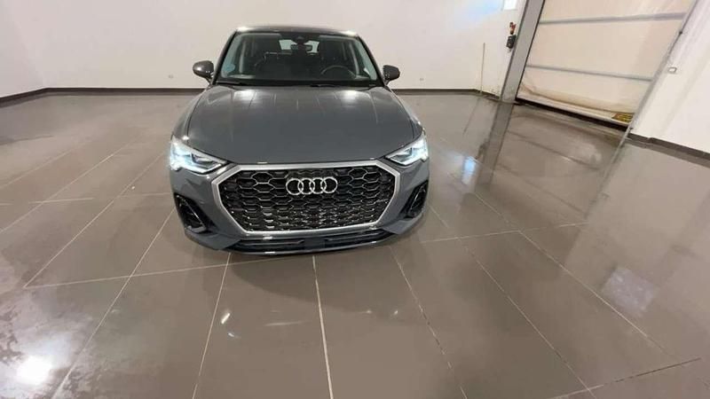 Usata Audi Q3 Business Plus 150 CV (110 kW) 2024 Grigio nano SUV