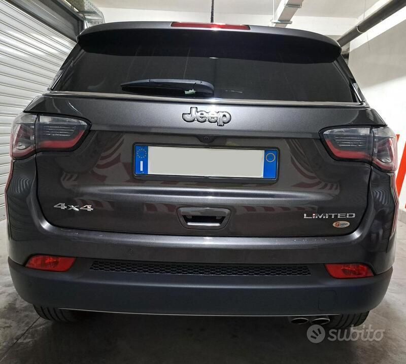 Usata Jeep Compass 170 CV (125 kW) 2018 Grigio SUV