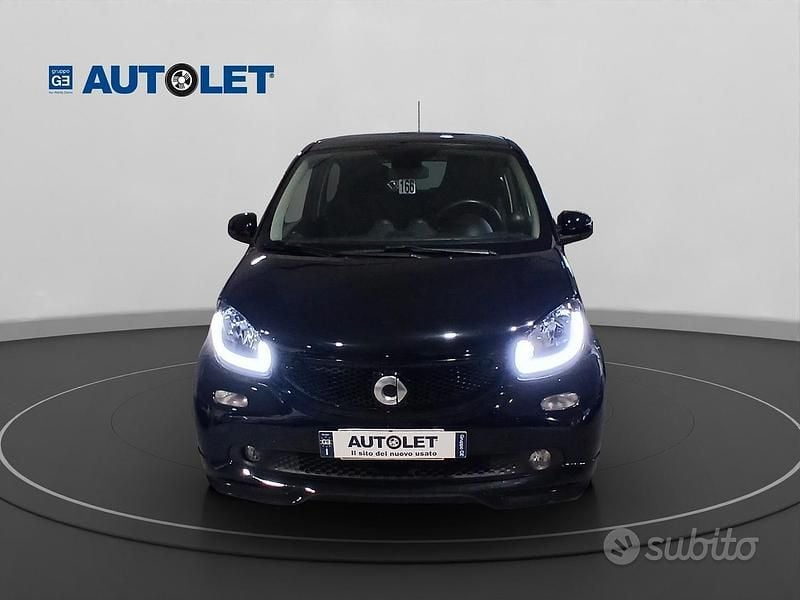 Usata Smart ForFour Prime 71 CV (52 kW) 2019 Nero Utilitaria