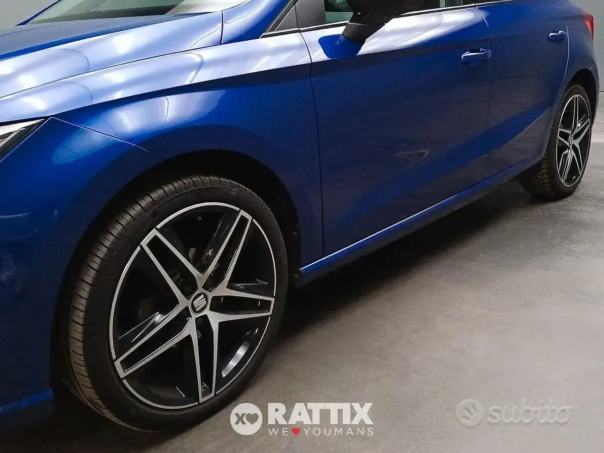 Usata Seat Ibiza FR 90 CV (66 kW) 2019 Blu Utilitaria