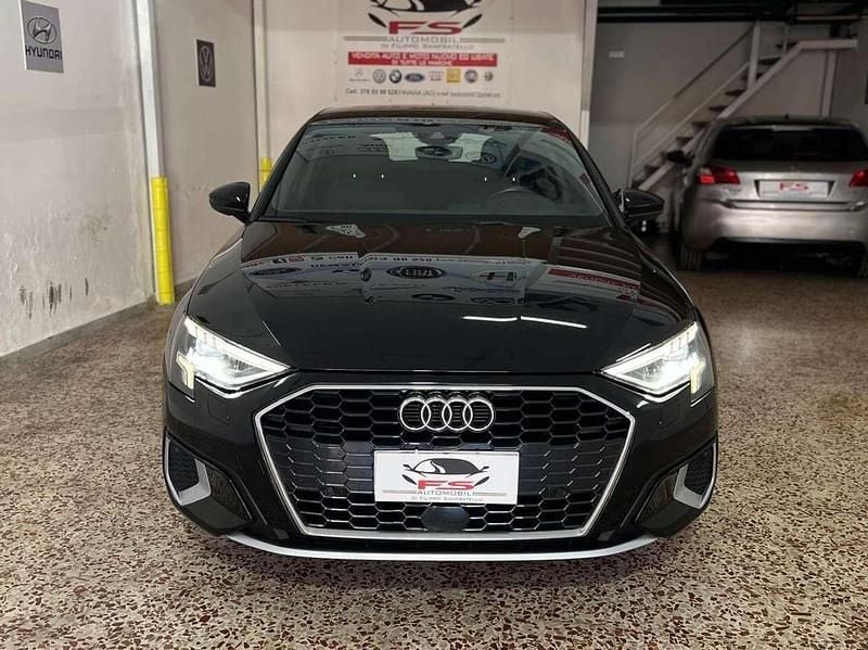 Nero Usata 2021 Audi A3 Advanced Tre volumi | 21.999 € (Buon prezzo) - Immagine 1/4