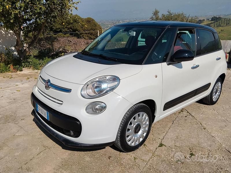 Usata Fiat 500L Lounge 85 CV (62 kW) 2013 Bianco Monovolume