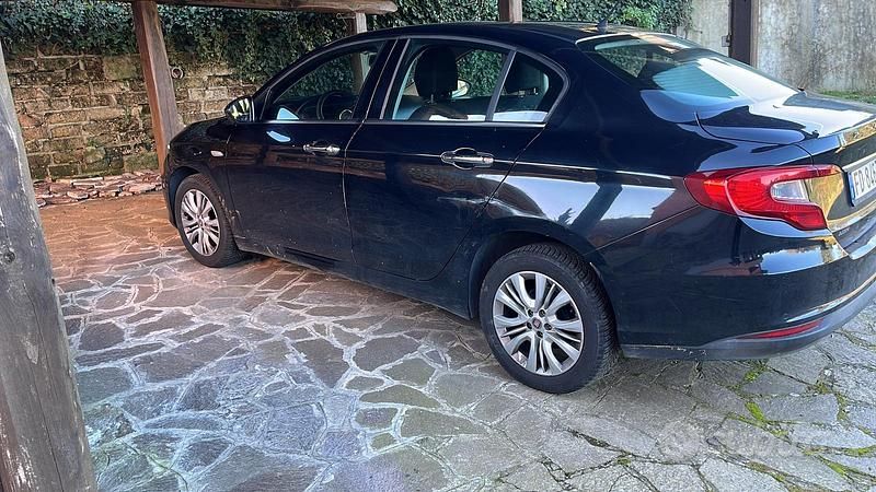 Usata Fiat Tipo 120 CV (88 kW) 2016 Nero Berlina