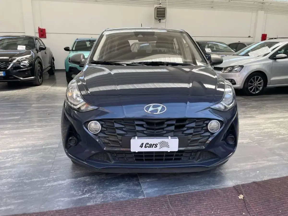 Usata Hyundai i10 Advanced 67 CV (49 kW) 2022 Grigio Utilitaria