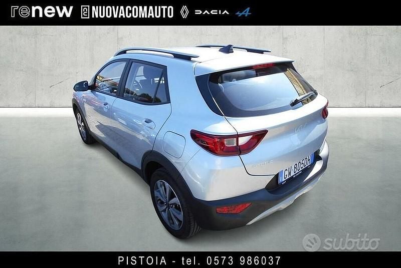 Gebraucht Kia Stonic Urban 79 PS (58 kW) 2024 Silber SUV