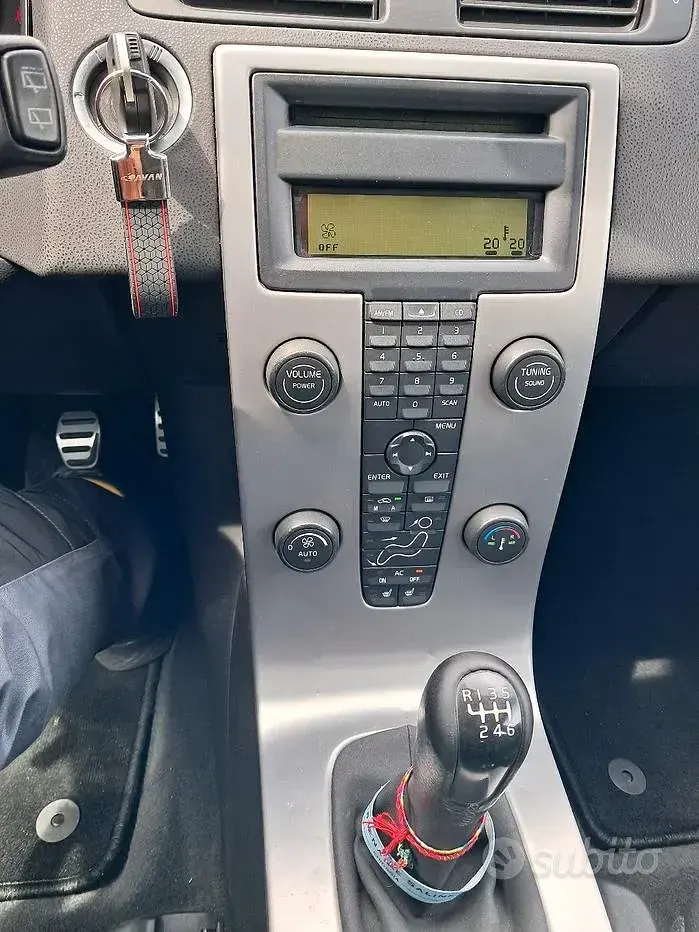 Usata Volvo V50 Summum 136 CV (100 kW) 2006 Grigio Station wagon