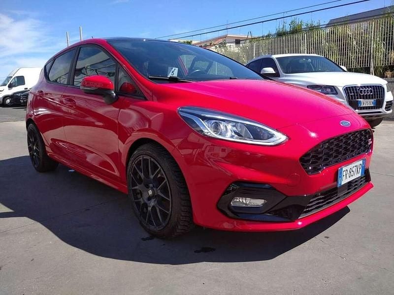 Usata Ford Fiesta ST-Line 125 CV (91 kW) 2018 Rosso Utilitaria