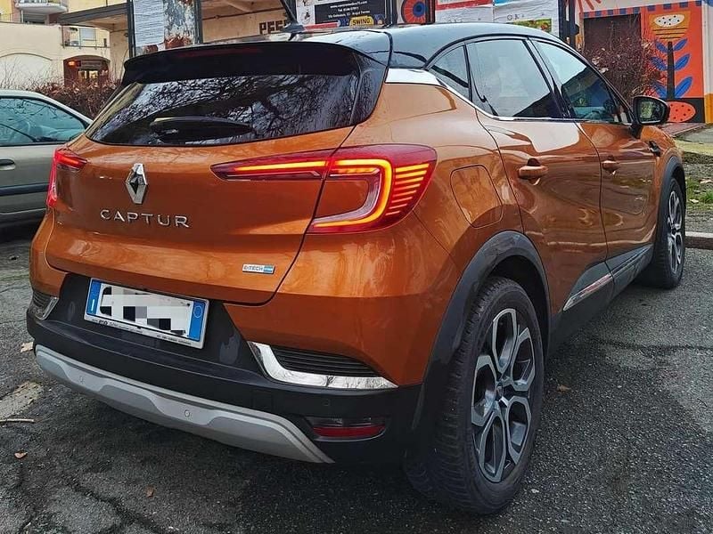 Usata Renault Captur Intens 94 CV (69 kW) 2021 Arancione SUV