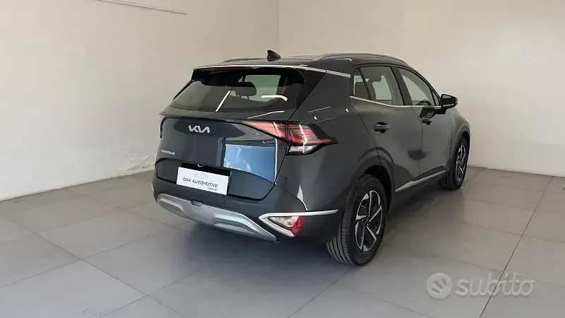 Usata Kia Sportage Sport 136 CV (100 kW) 2023 Grigio SUV