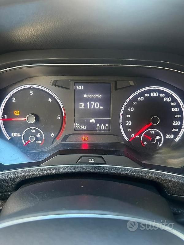 Usata VW T-Roc 150 CV (110 kW) 2020 Grigio SUV
