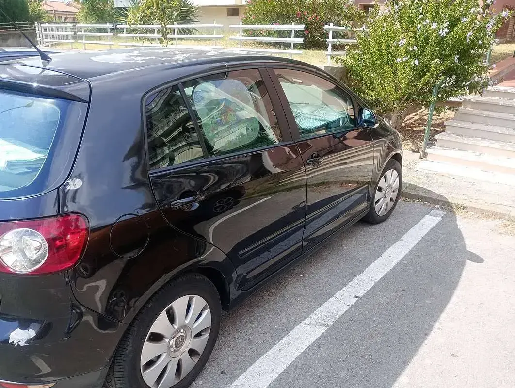 Usata VW Golf IV Highline 105 CV (77 kW) 2006 Nero Berlina