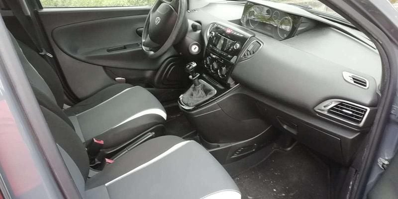 Usata Lancia Ypsilon 80 CV (58 kW) 2014 Utilitaria