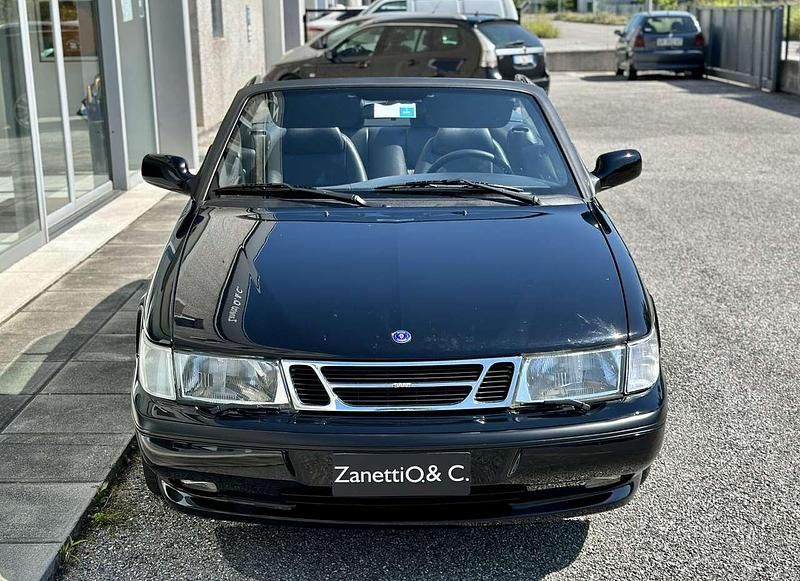Usata Saab 900 Cabriolet 185 CV (136 kW) 1997 Nero Cabrio