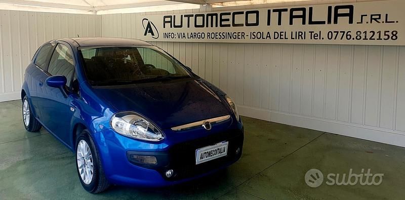 Usata Fiat Punto Evo 69 CV (50 kW) 2011 Blu Utilitaria