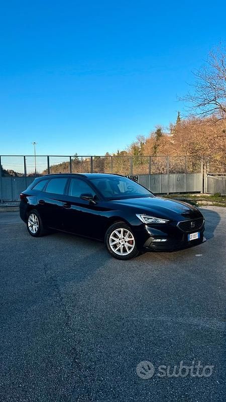 Nero Usata 2020 Seat Leon Station wagon | 12.800 € (Buon prezzo) - Immagine 1/4