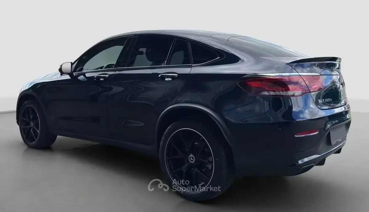 Usata Mercedes GLC220 AMG 194 CV (142 kW) 2024 Blu Coupé