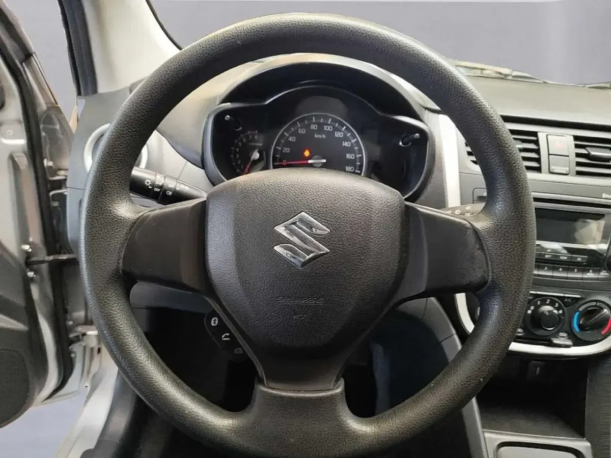 Usata Suzuki Celerio 68 CV (50 kW) 2016 Argento Utilitaria