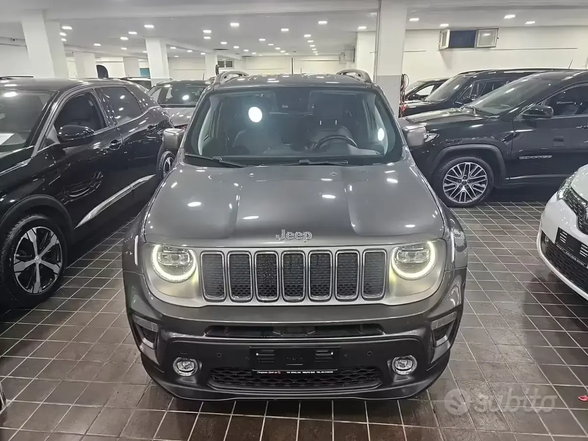 Usata Jeep Renegade Limited 120 CV (88 kW) 2020 Grigio SUV