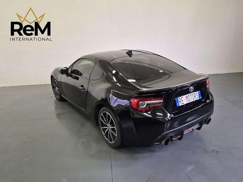 Second-hand Toyota GT86 GT 200 CP (147 kW) 2017 Negru Coupe