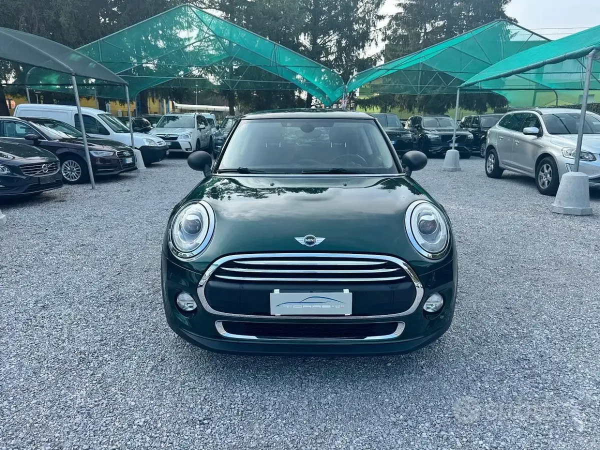 Usata Mini One D 95 CV (69 kW) 2017 Verde Utilitaria