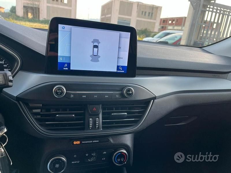 Usata Ford Focus Active 120 CV (88 kW) 2022 Nero Station wagon