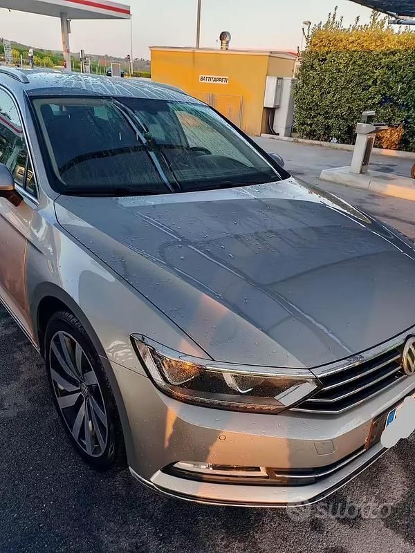 Usata VW Passat Highline 150 CV (110 kW) 2015 Station wagon