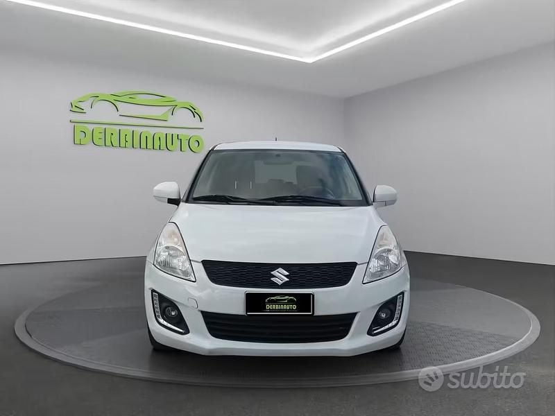 Usata Suzuki Swift 74 CV (54 kW) 2015 Bianco Utilitaria