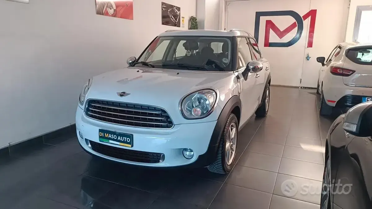 Usata Mini One Countryman 98 CV (72 kW) 2014 Bianco SUV