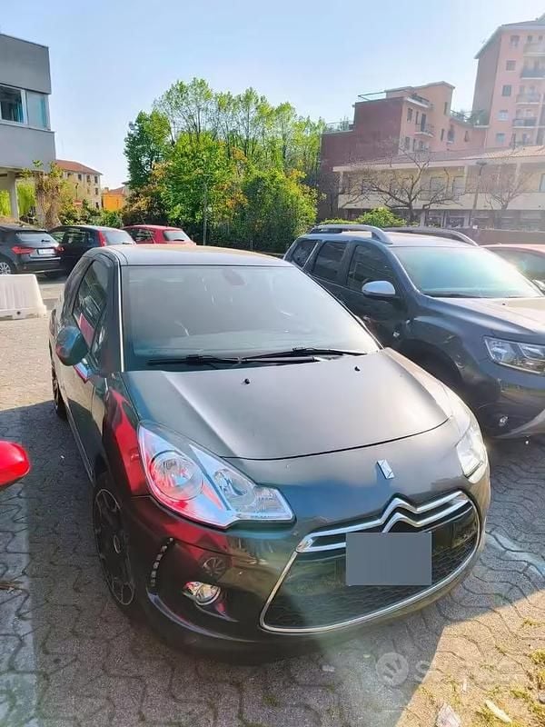 Usata DS Automobiles DS3 82 CV (60 kW) 2014 Grigio Cabrio