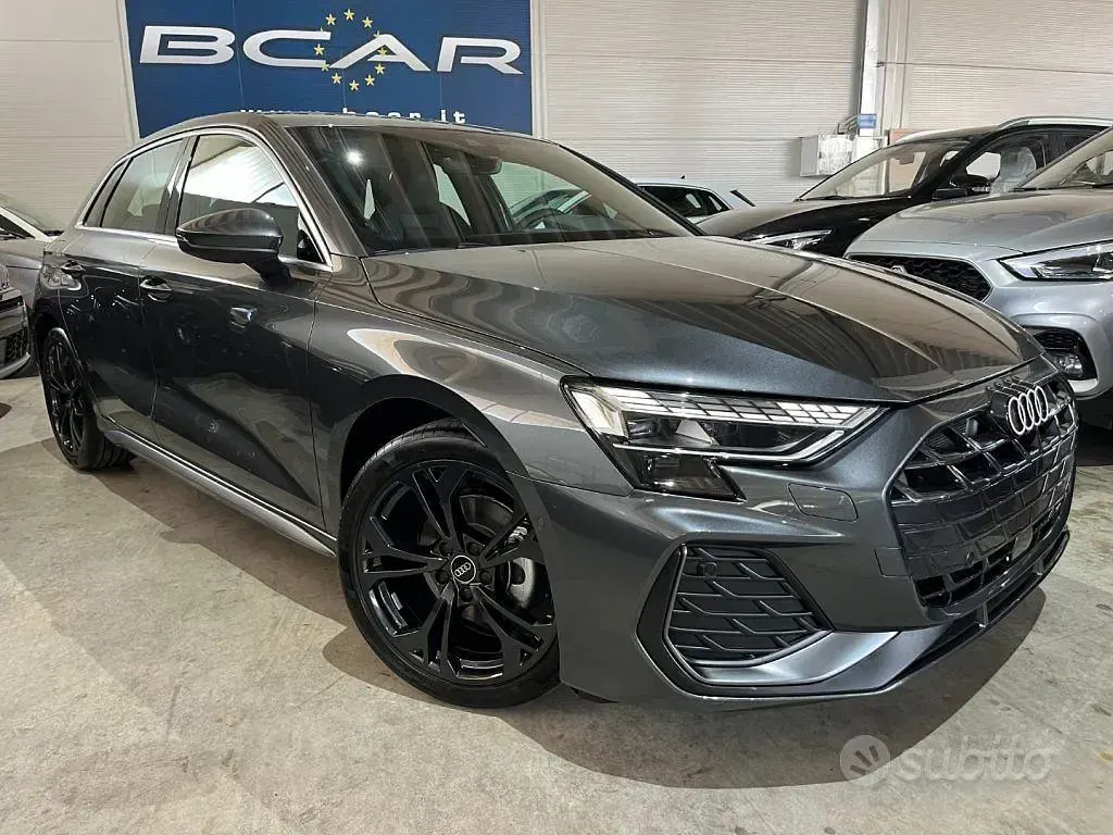 Nuova Audi A3 S-Line 150 CV (110 kW) 2026 Grigio Berlina