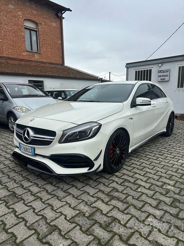 Bianco Usata 2016 Mercedes A45 AMG AMG Tre volumi | 22.900 € (Buon prezzo) - Immagine 1/4