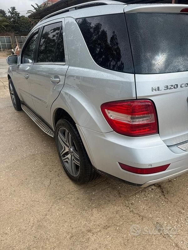 Begagnad Mercedes ML320 Premium 224 HK (164 kW) 2009 SUV