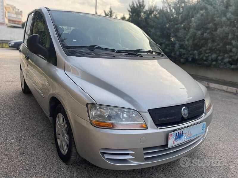 Argento Usata 2005 Fiat Multipla Dynamic Monovolume | 2800 € (Molto cara) - Immagine 1/4