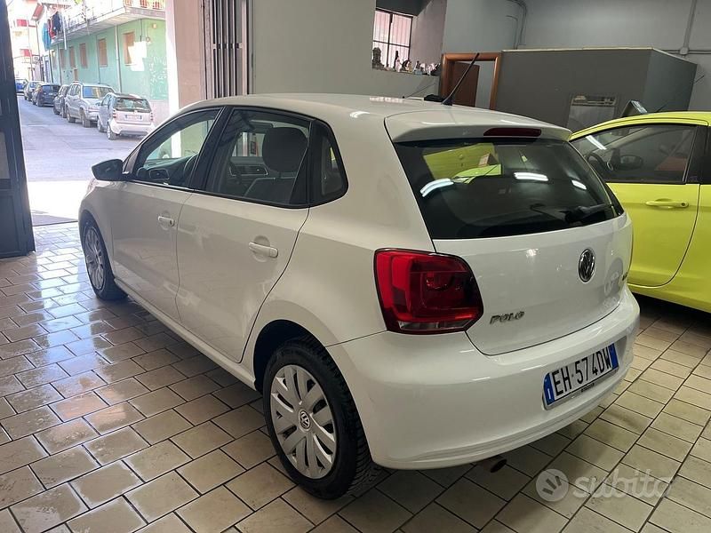 Usata VW Polo Highline 90 CV (66 kW) 2011 Bianco Utilitaria